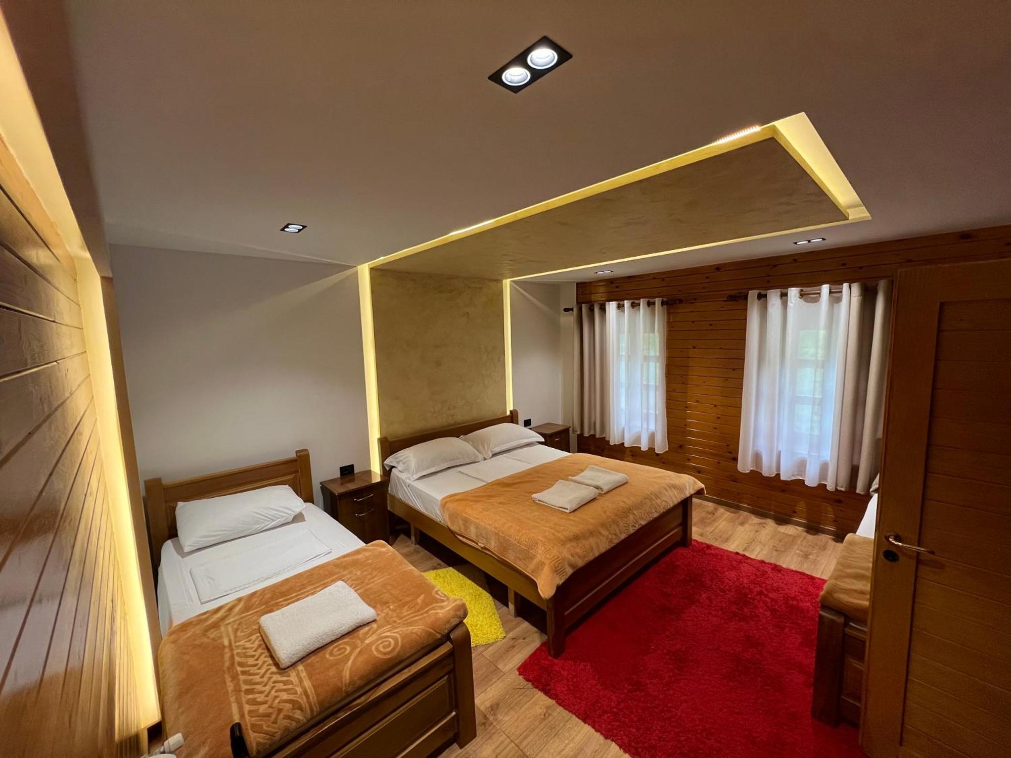 Kompleksi Zorgji Hotel Theth Ngoại thất bức ảnh